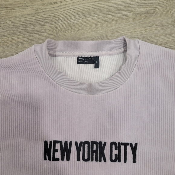 ASOS Crew Neck New York Print Blouse Size 3XL - Picture 3 of 10